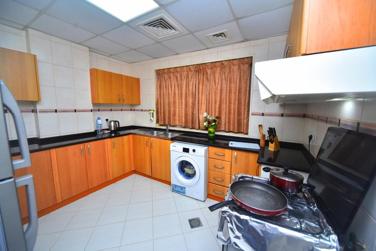 Emirates Stars Aparthotel 2*