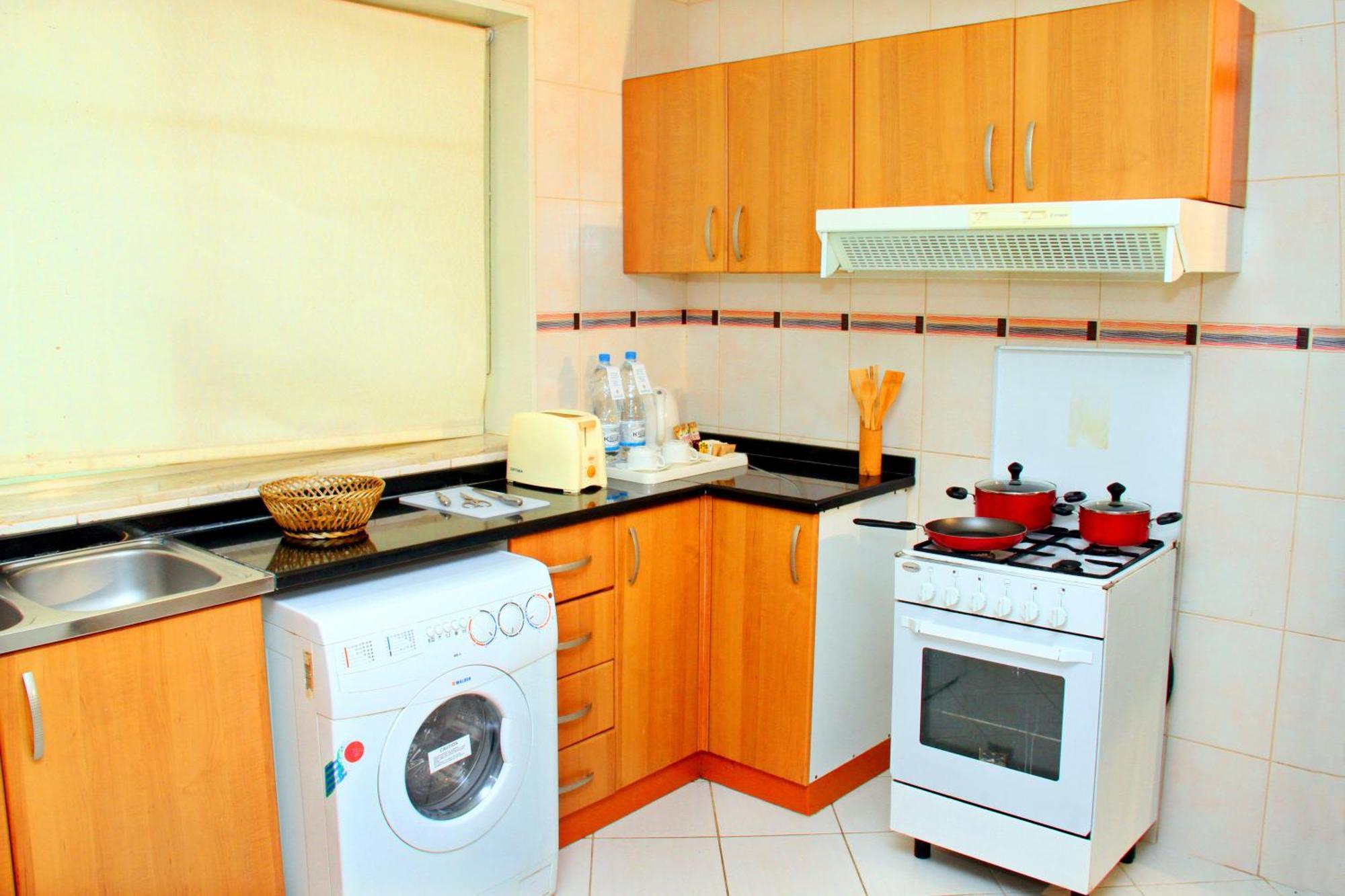 Emirates Stars Aparthotel 2*