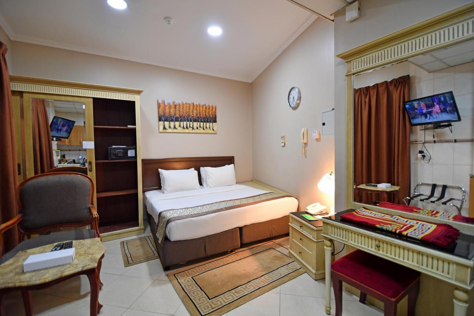 Aparthotel Emirates Stars 2*